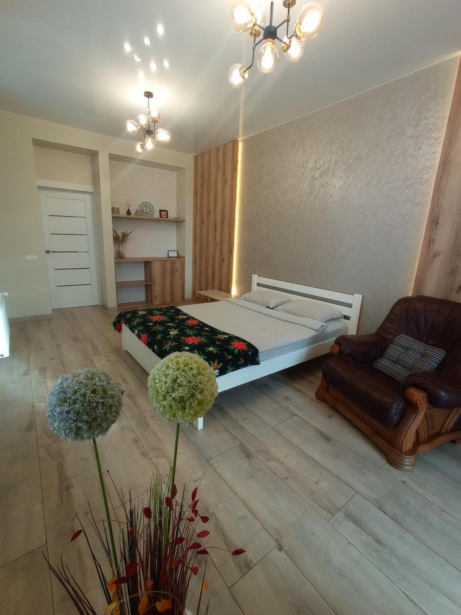 Vip Apartment У Центрі Міста, Новобуджк Театральний,Дуже Простора Rivne Habitación foto